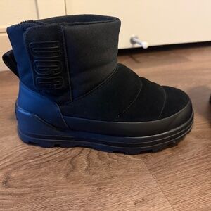 UGG Hybrid Weather Black Boots